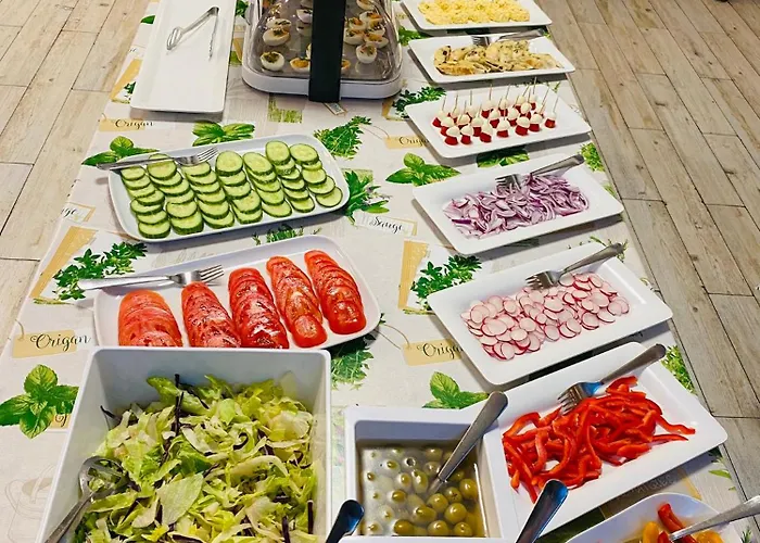 Old Tree & Restaurant