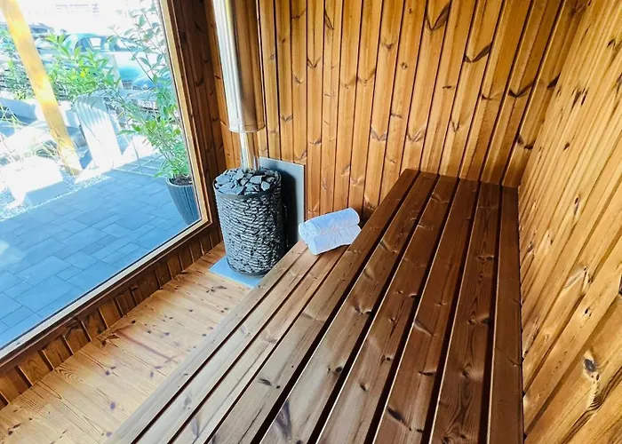 Old Tree & Restaurant Auschwitz