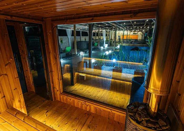 Old Tree & Restaurant