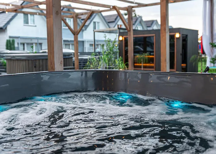 Old Tree & Restaurant Auschwitz