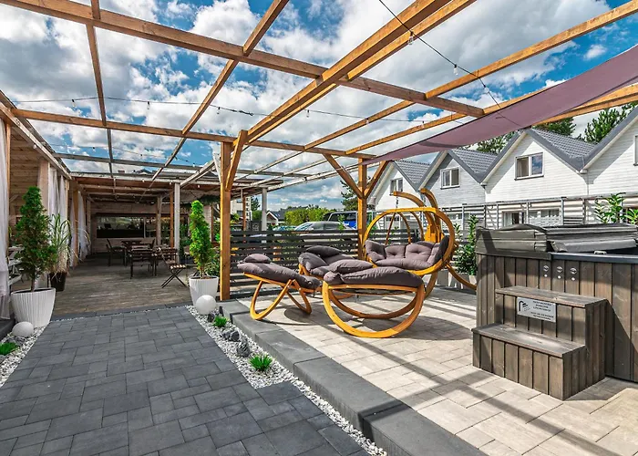 Old Tree & Restaurant Gasthof Auschwitz